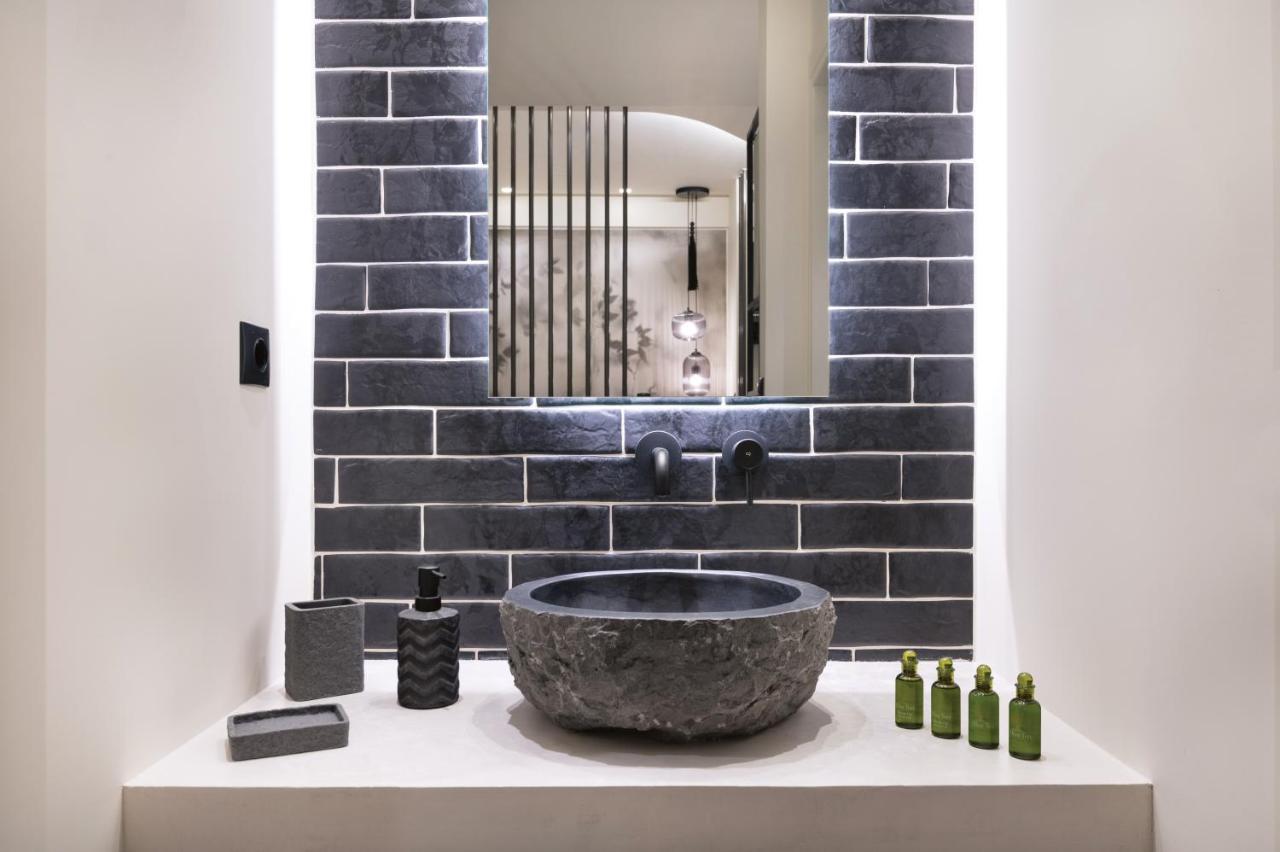 Adrianou At Heart Of Plaka Apartment Athens Ngoại thất bức ảnh