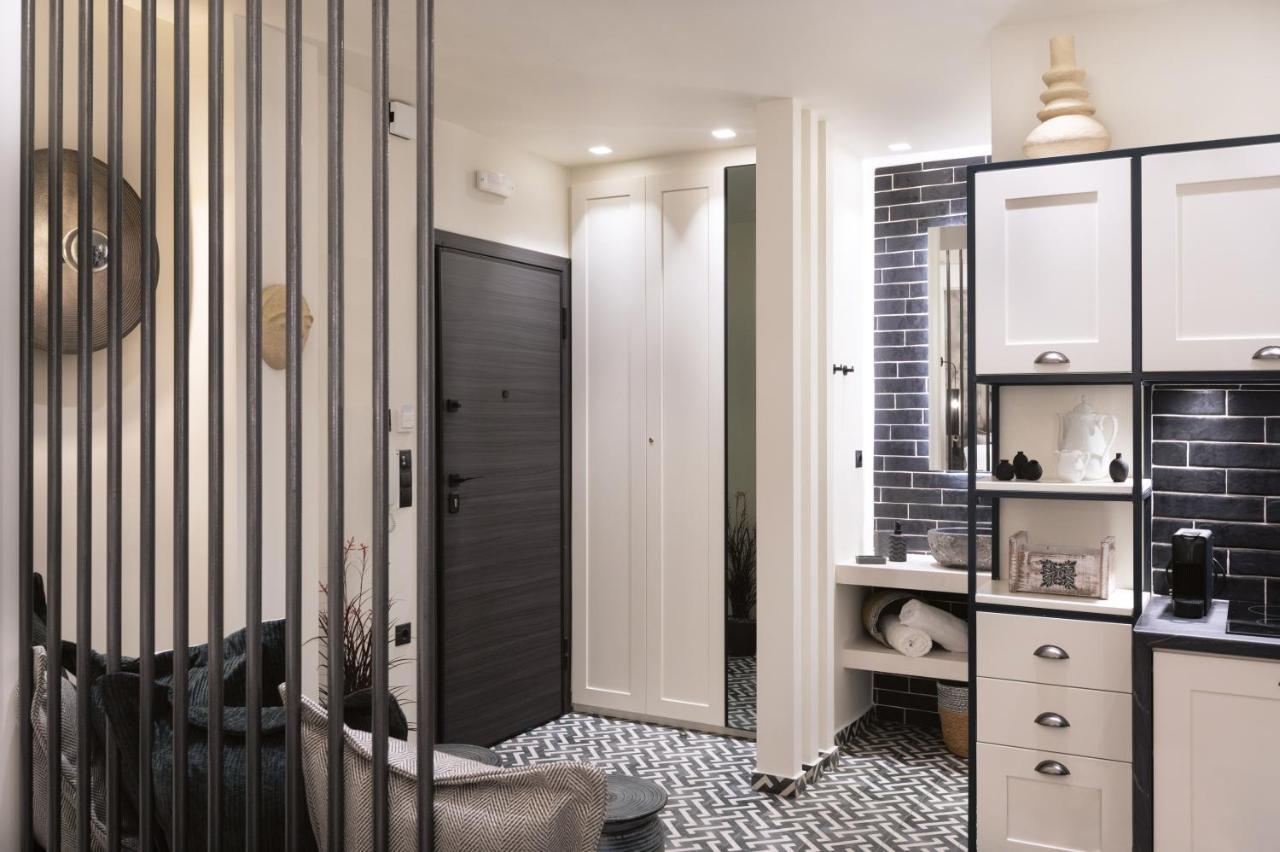 Adrianou At Heart Of Plaka Apartment Athens Ngoại thất bức ảnh